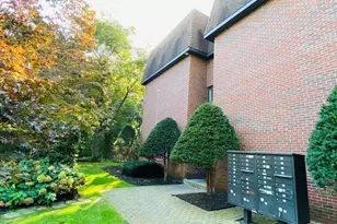 144 Kenrick St, Boston, MA 02135 - Photo 18