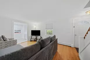 165R Green St, Stoneham, MA 02180 - Photo 10