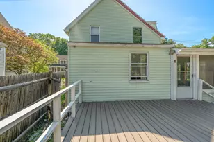 25 Curve St, Newton, MA 02465 - Photo 6