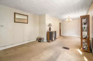 25 Curve St, Newton, MA 02465 - Photo 10