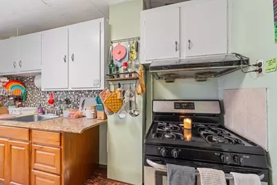 12 Evergreen Sq #2, Somerville, MA 02143 - Photo 6
