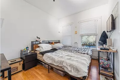 12 Evergreen Sq #2, Somerville, MA 02143 - Photo 4
