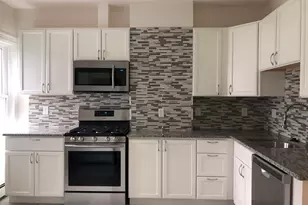4 Hardwick St, Cambridge, MA 02141 - Photo 1
