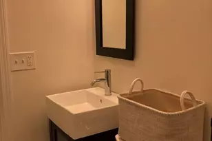 4 Hardwick St, Cambridge, MA 02141 - Photo 12
