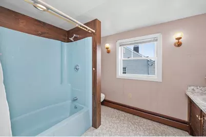 828 E Squantum St, Quincy, MA 02171 - Photo 30