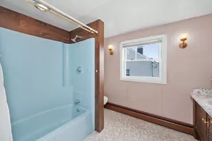 828 E Squantum St, Quincy, MA 02171 - Photo 30