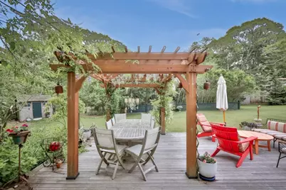29 Jernegan Ave, Edgartown, MA 02539 - Photo 4