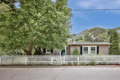 29 Jernegan Ave, Edgartown, MA 02539 - Photo 36