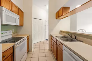 218 Reservoir St, Holden, MA 01520 - Photo 12