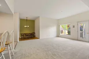 218 Reservoir St, Holden, MA 01520 - Photo 6