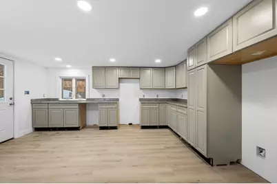 51 Wheeler Ave, Orange, MA 01364 - Photo 8