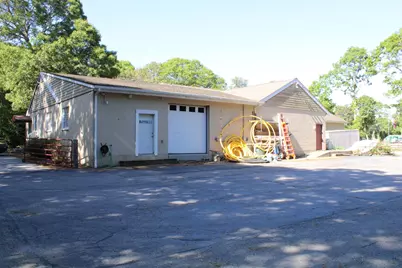 10 Edgerton Dr, Falmouth, MA 02556 - Photo 4