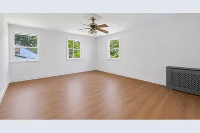 11 3rd Ave, Chelmsford, MA 01863 - Photo 8