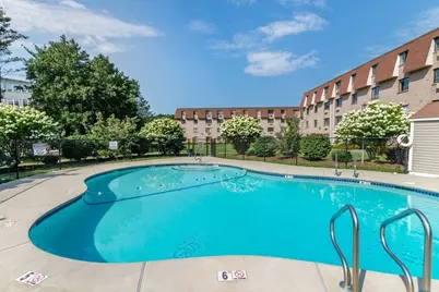 135 Grove Street #111, Rockland, MA 02370 - Photo 2