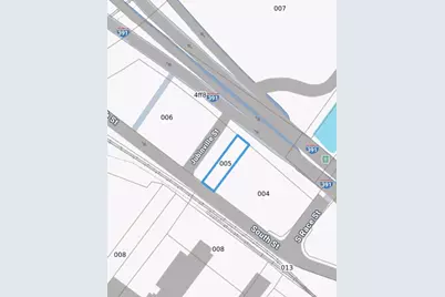 89 South St, Holyoke, MA 01040 - Photo 6