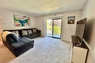 685 Oak St, Brockton, MA 02301 - Photo 12