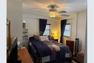 353 Massasoit, East Providence, RI 02914 - Photo 8