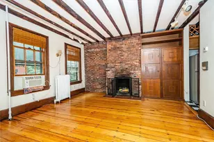 31 Myrtle St, Boston, MA 02114 - Photo 2