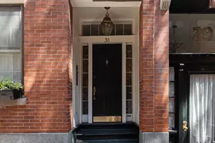 31 Myrtle St, Boston, MA 02114 - Photo 26