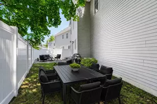 328 Village St, Medway, MA 02053 - Photo 36