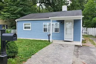 725 Bay St, Springfield, MA 01109 - Photo 1