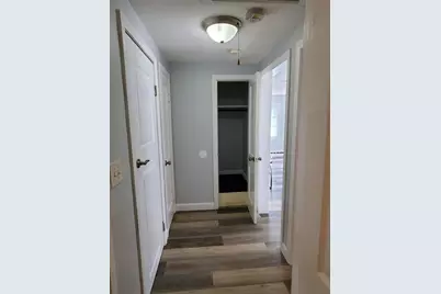 725 Bay St, Springfield, MA 01109 - Photo 8