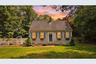195 Knotty Pine Ln, Barnstable, MA 02632 - Photo 2