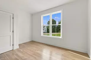 25 Cox St, Hudson, MA 01749 - Photo 18