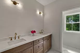 29 Cox St, Hudson, MA 01749 - Photo 28