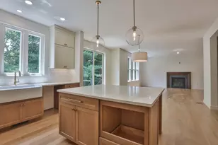 29 Cox St, Hudson, MA 01749 - Photo 12