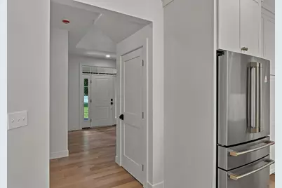 29 Cox Street, Hudson, MA 01749 - Photo 8