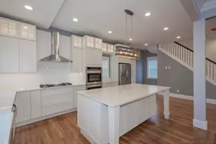 91 Anawan Ave, Boston, MA 02132 - Photo 6
