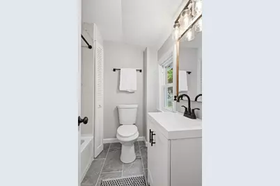 208 N Elm St, Northampton, MA 01060 - Photo 12
