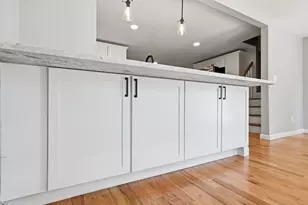 208 N Elm St, Northampton, MA 01060 - Photo 14