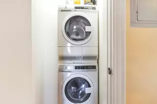 14 Torrey St, Boston, MA 02124 - Photo 8