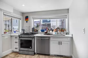 96 Webster St, Boston, MA 02128 - Photo 10