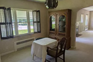 293 Jarvis Ave, Holyoke, MA 01040 - Photo 4