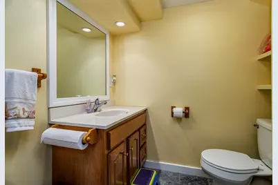 372 Franklin Rd, Fitchburg, MA 01420 - Photo 32
