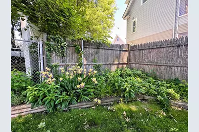 27 Flint St, Lynn, MA 01905 - Photo 6