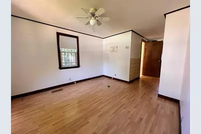 27 Flint St, Lynn, MA 01905 - Photo 10