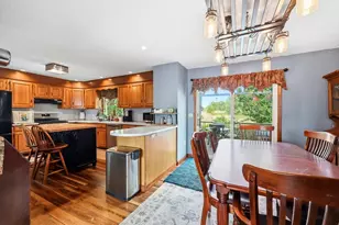 128 Swan Ave, Ludlow, MA 01056 - Photo 10
