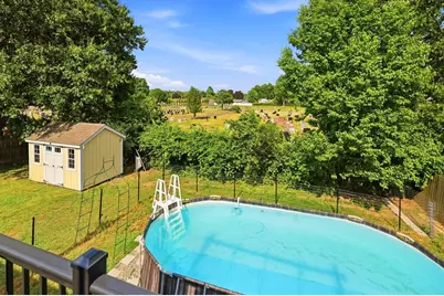 128 Swan Ave, Ludlow, MA 01056 - Photo 30