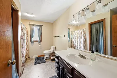 128 Swan Ave, Ludlow, MA 01056 - Photo 22