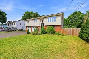 128 Swan Ave, Ludlow, MA 01056 - Photo 4