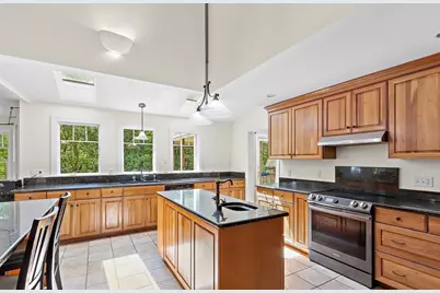44 Granite St, Medway, MA 02053 - Photo 8