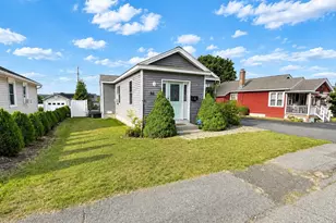 55 Hill St, Hopedale, MA 01747 - Photo 1