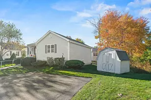42 Crystal Water, East Bridgewater, MA 02333 - Photo 4