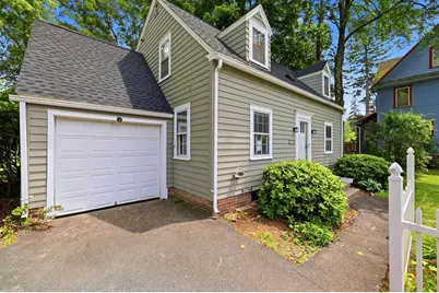 43 Elm Street, East Longmeadow, MA 01028 - Photo 4