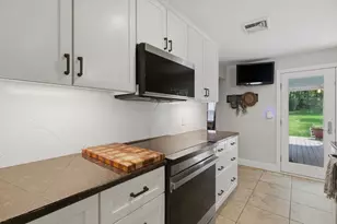 69 Maple St, West Boylston, MA 01583 - Photo 12