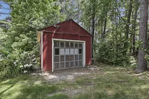 69 Maple St, West Boylston, MA 01583 - Photo 34